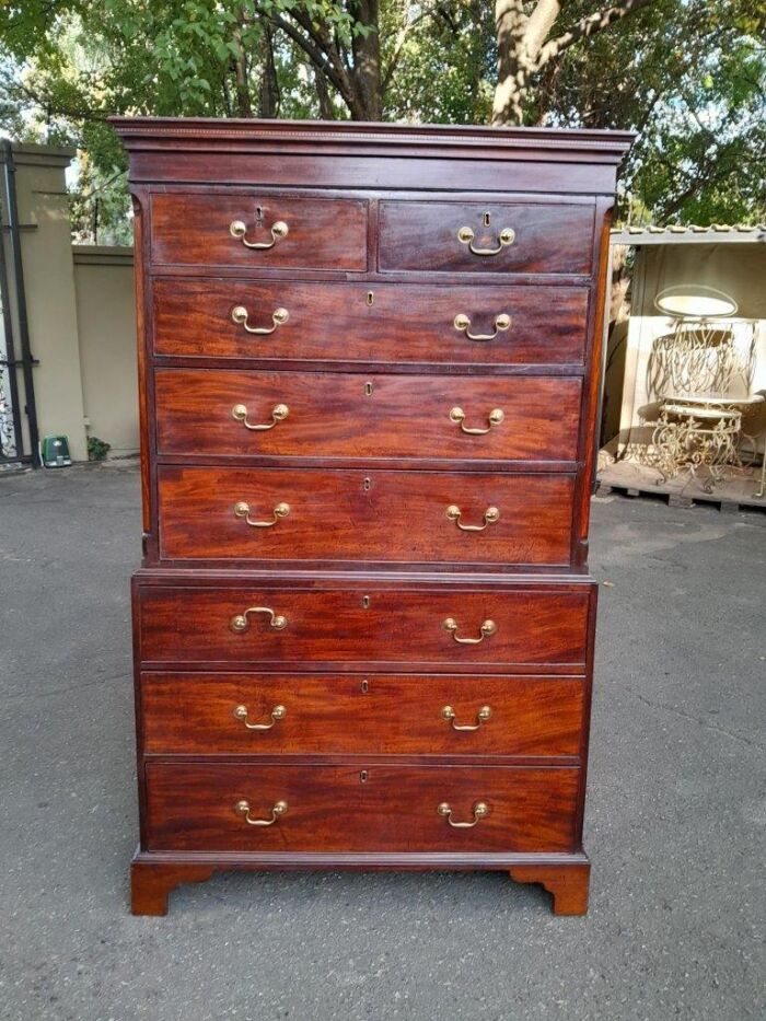 An 18th Century Georgian Mahogany Chest on Chest With Brass Handles - Image 2
