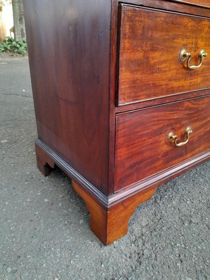 An 18th Century Georgian Mahogany Chest on Chest With Brass Handles - Image 10