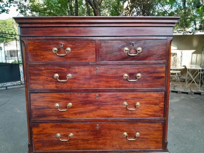 An 18th Century Georgian Mahogany Chest on Chest With Brass Handles - Image 12