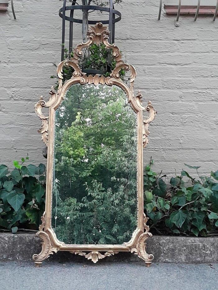 A 19th Century Rococo Style Ornately Carved Gilt Wood Mirror - Image 2