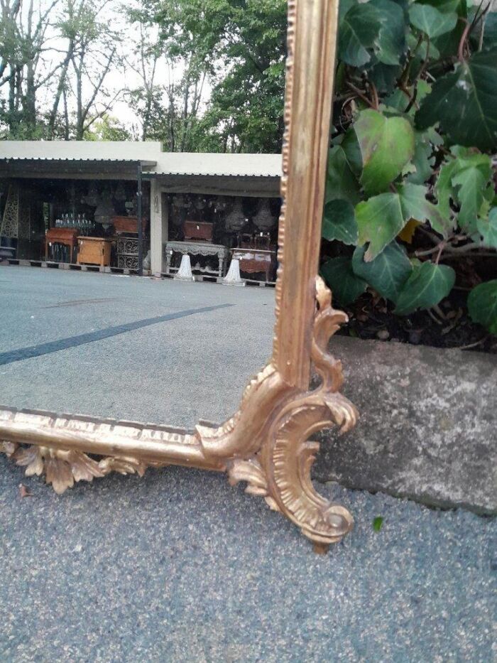 A 19th Century Rococo Style Ornately Carved Gilt Wood Mirror - Image 6