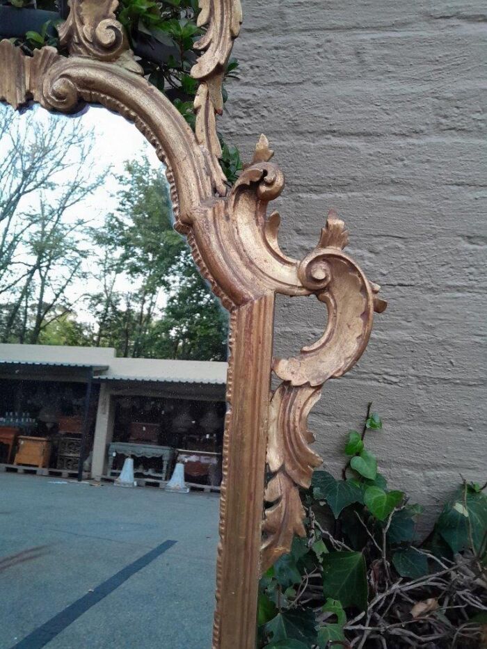 A 19th Century Rococo Style Ornately Carved Gilt Wood Mirror - Image 7