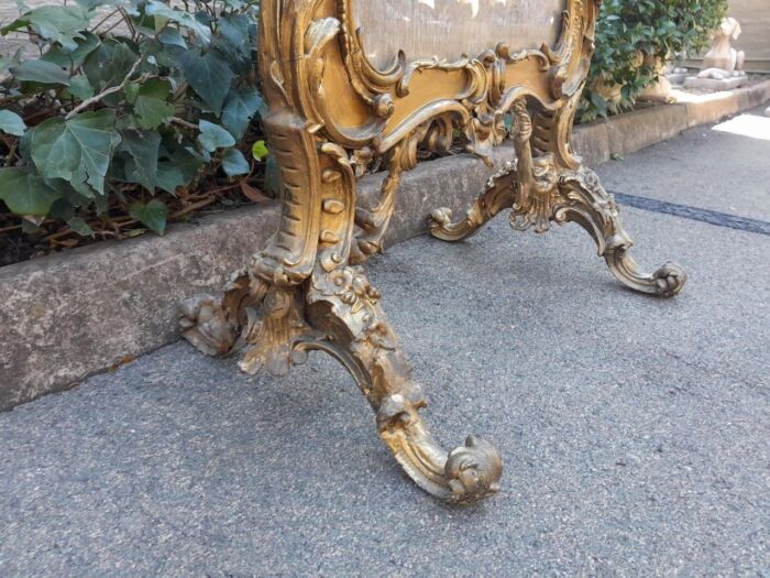 A 20TH Century French Louis XV Style Ornately Carved Giltwood Fire Screen With Tapestry - Image 8