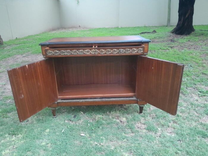 A 20th Century French Style Mahogany & Walnut Server  /  Sideboard  /  Cabinet  /  Drinks Table with Ormolu Mounts and a Cream Marble Top - Image 13