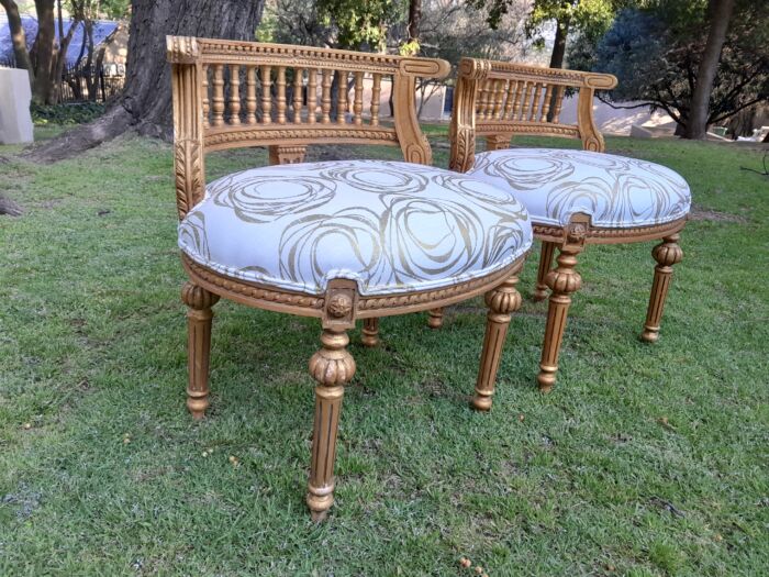 A Pair of French Louis XVI Style Curved Back Vanity Chairs / Accent Stools / Side Chairs / Stools / Ottomans (A) - Image 6