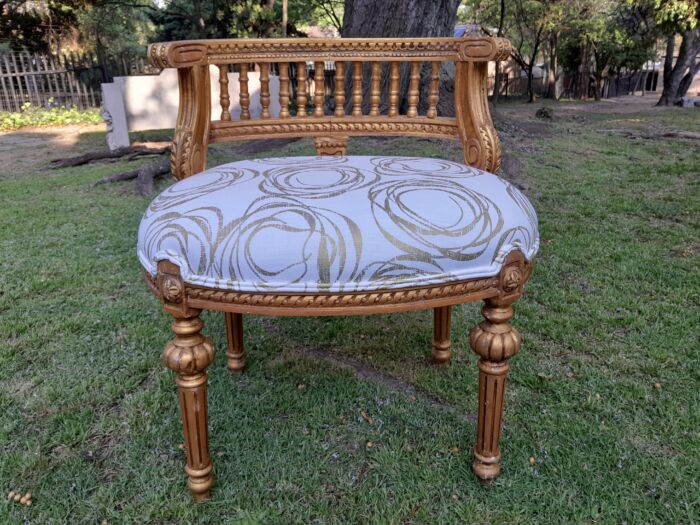 A Pair of French Louis XVI Style Curved Back Vanity Chairs / Accent Stools / Side Chairs / Stools / Ottomans (A) - Image 7