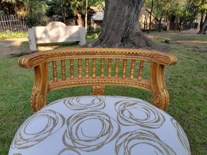 A Pair of French Louis XVI Style Curved Back Vanity Chairs / Accent Stools / Side Chairs / Stools / Ottomans (A) - Image 10