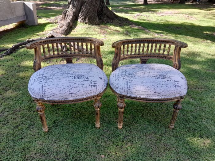 A Pair of French Louis XVI Style Curved Back Vanity Chairs / Accent Stools / Side Chairs / Stools / Ottomans (B) - Image 3