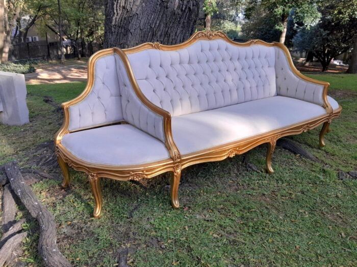A 20th Century French Style Gilt Wood Large Conversation Settee - Image 4
