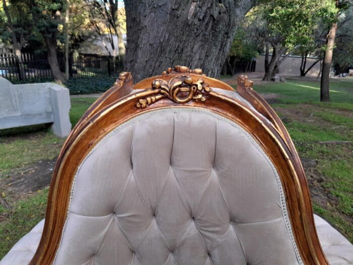 A 20th Century French Style Circular Gilt Wood Conversation Settee - Image 8