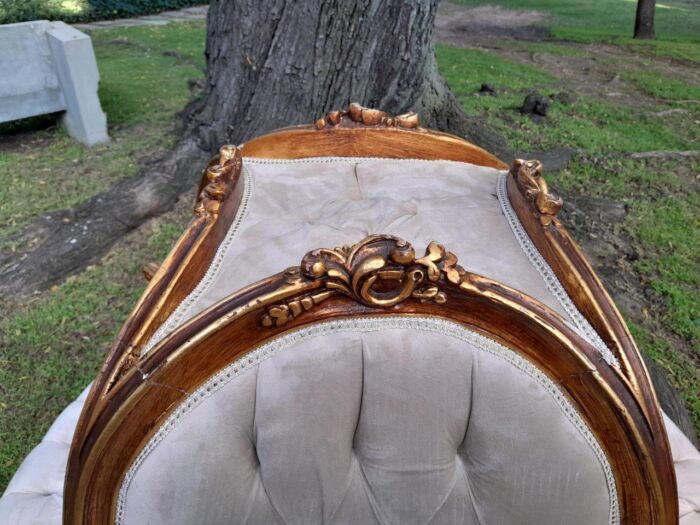A 20th Century French Style Circular Gilt Wood Conversation Settee - Image 9