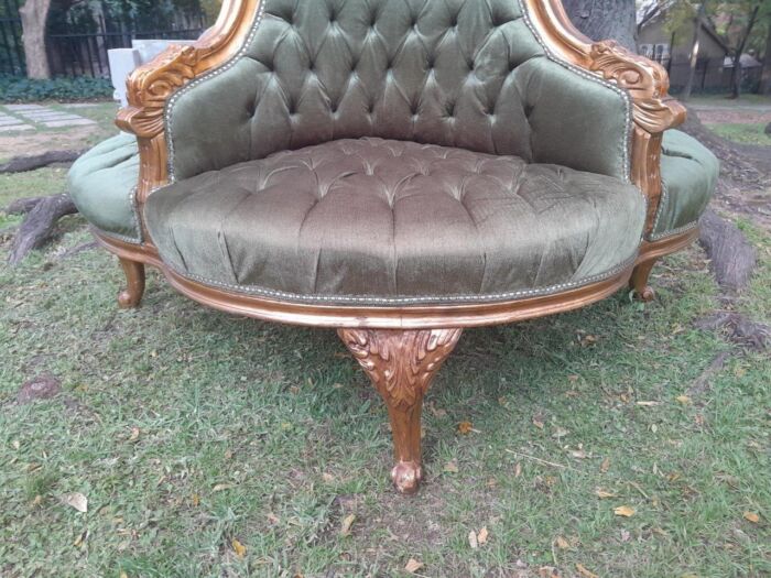 A 20th Century French Style Circular Gilt Wood Conversation Settee - Image 14