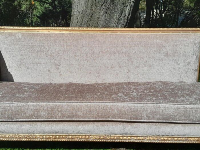 A French Louis XVI Style Carved Giltwood Settee / Day Bed - Image 10