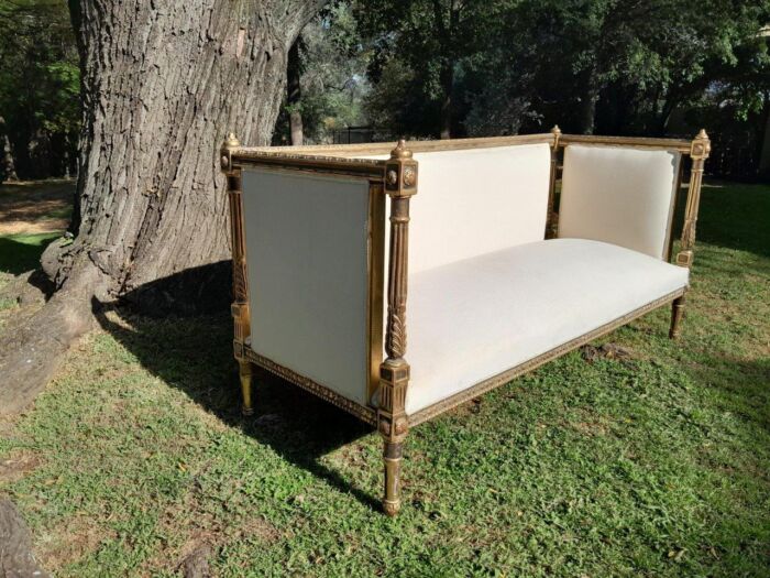 A French Louis XVI Style Carved Giltwood Settee / Day Bed - Image 15