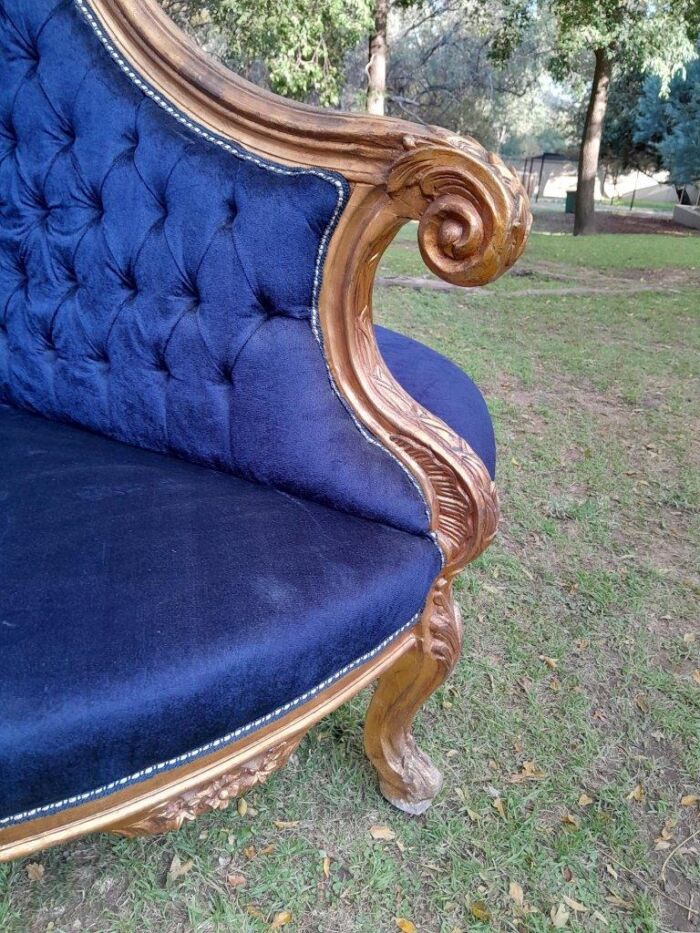 A 20th Century French Style Gilt Wood Circular Conversation Settee - Image 8