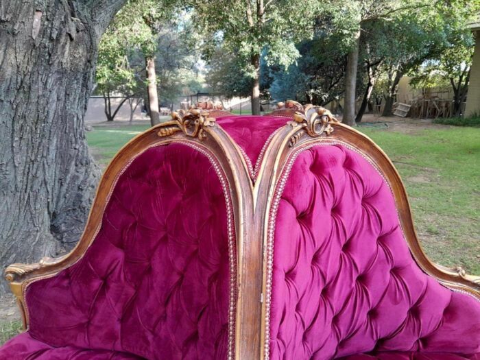 A 20th Century French Style Gilt Wood Circular Conversation Settee - Image 6