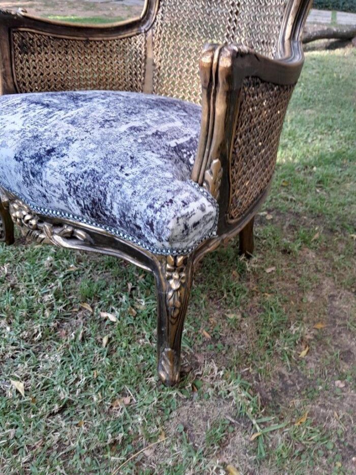 A 20th Century Pair of French Style Gilt Wood Rattan Arm Chairs - Image 7
