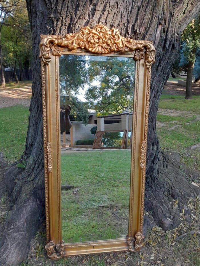 A French Style Ornately Carved and Gilded Bevelled Mirror - Image 2