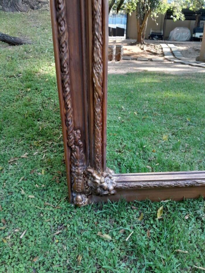A French Style Ornately Carved and Gilded Bevelled Mirror of Large Proportions - Image 5