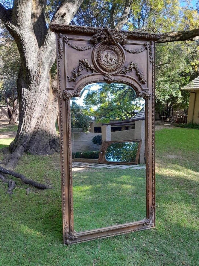 A French Style Ornately Carved and Gilded Bevelled Mirror of Large Proportions - Image 11