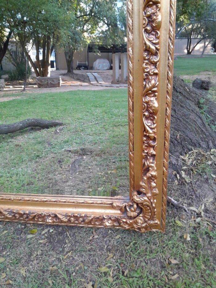 A French Rococo Style Ornately Carved & Gilded Bevelled Mirror - Image 8