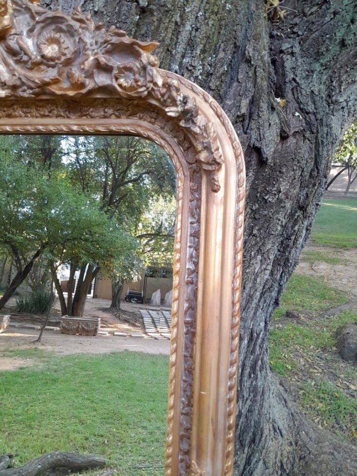 A French Rococo Style Ornately Carved & Gilded Bevelled Mirror - Image 5