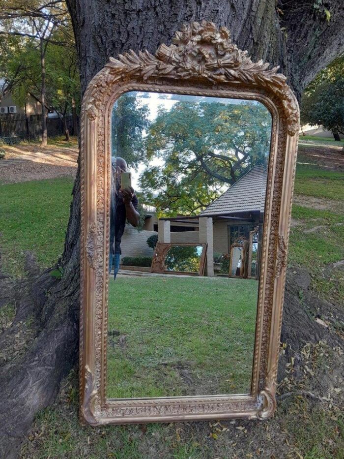 A French Rococo Style Ornately Carved & Gilded Bevelled Mirror - Image 9