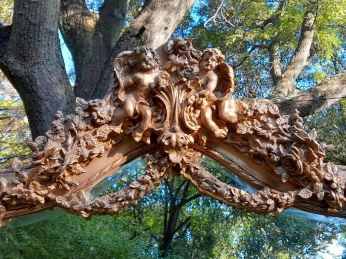 A French Rococo Style Ornately Carved & Gilded Bevelled Mirror - Image 7