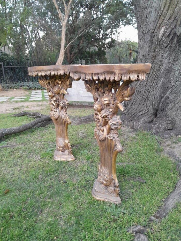 A Pair of Medium French Style Carved and Gilded Wall Sconces Or Console Tables with Cream Marble Tops - Image 4
