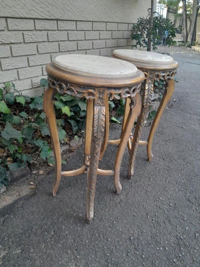 A Pair of 20th Century French Style Gilt Side Tables with Marble Tops - Image 4