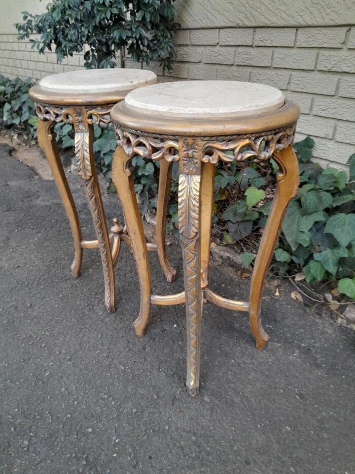 A Pair of 20th Century French Style Gilt Side Tables with Marble Tops - Image 5