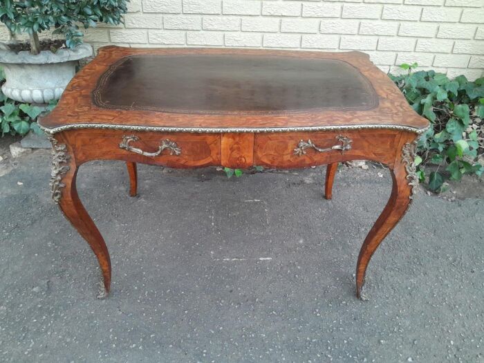 A 19th Century Circa 1895 Rare And Original French Walnut Plat Desk With Two Drawers And Gilt Metal Mounts And Original Tooled Leather Top - Image 3