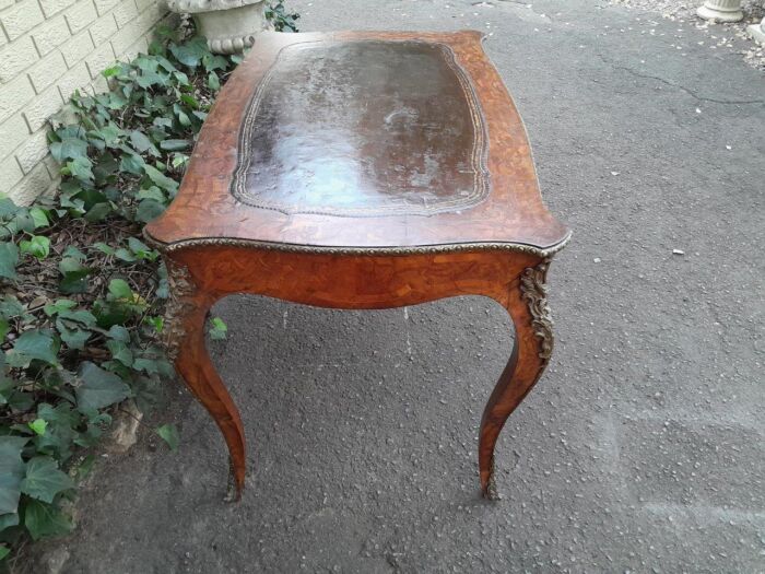 A 19th Century Circa 1895 Rare And Original French Walnut Plat Desk With Two Drawers And Gilt Metal Mounts And Original Tooled Leather Top - Image 6