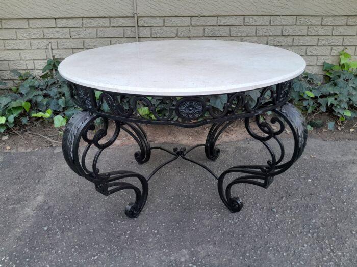 A 20th Century Imported French Style Wrought Iron Circular Entrance Table / Table with Cream Marble Top - Image 3