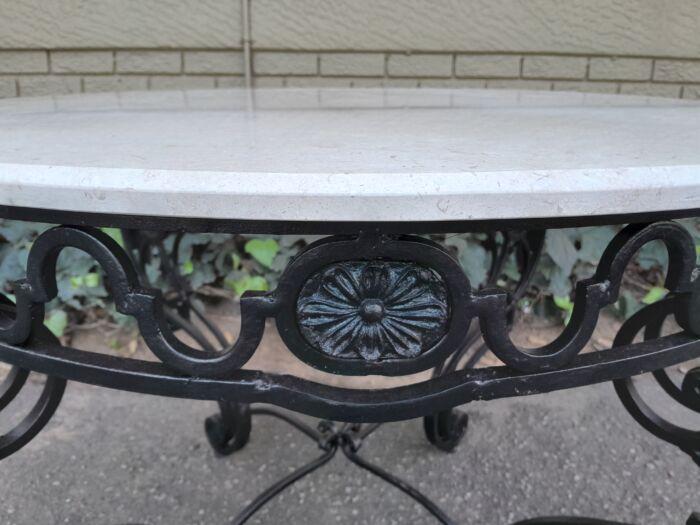 A 20th Century Imported French Style Wrought Iron Circular Entrance Table / Table with Cream Marble Top - Image 8