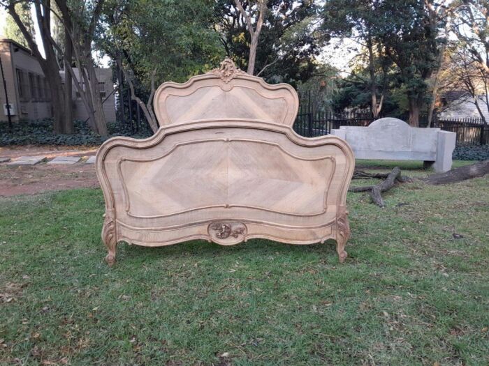 A 20TH Century Walnut Rococo Style Bed in a Contemporary Bleached Finish - Image 3