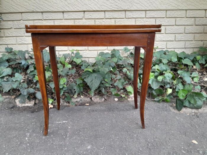 A 19th Century  French Walnut Chess And Games Table - Image 3