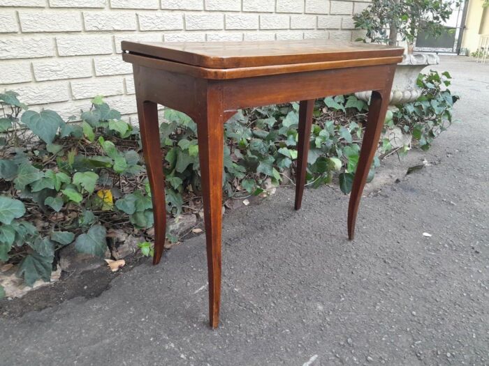 A 19th Century  French Walnut Chess And Games Table - Image 4