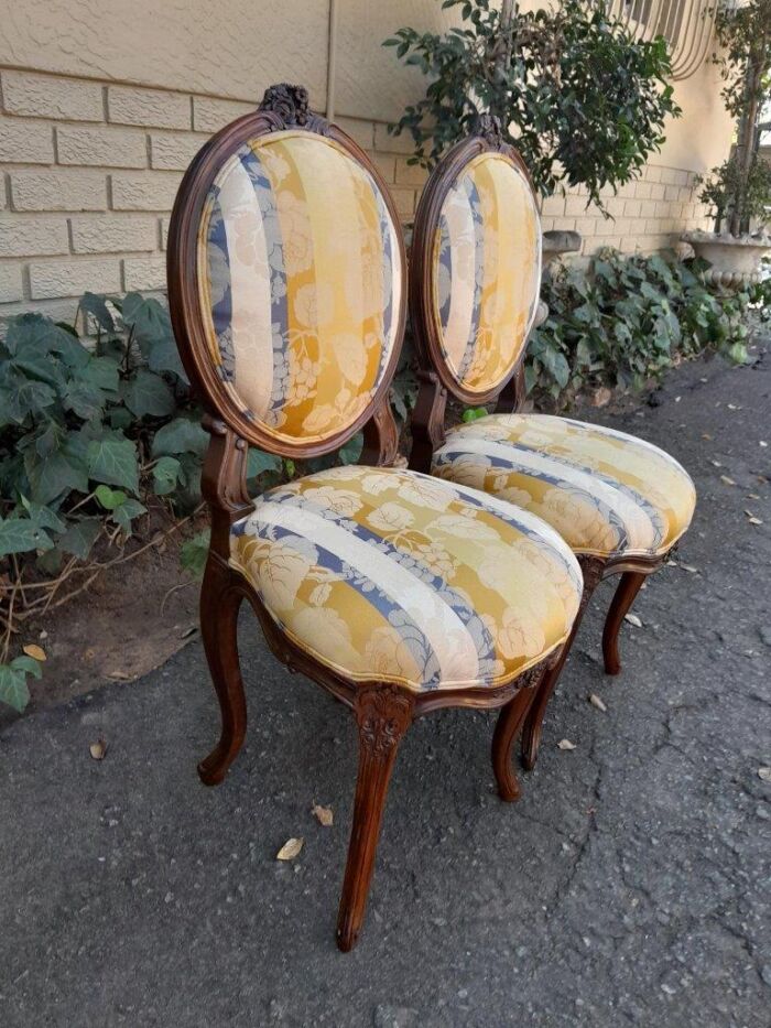 A Pair Of 19th Century French Carved Walnut Chairs - Image 4