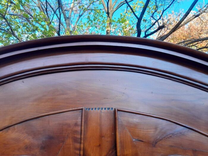 An Early 19th Century French Walnut and Cherrywood Port Armoire with Original Brass Fittings - Image 13
