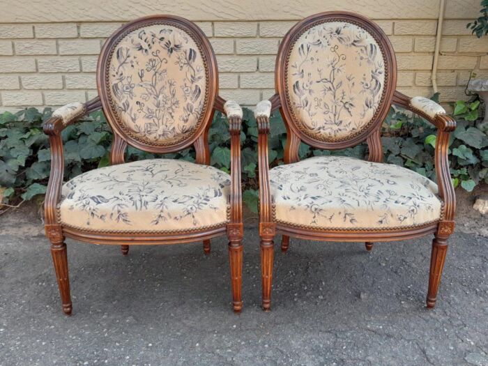 A Pair Of 19thc French Walnut Armchairs - Image 2