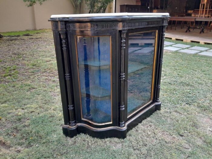 A 19th Century French Ebonised And Gilt Painted Credenza  /  Display Cabinet - Image 5
