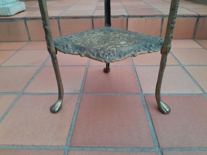 A 20th Century Chinoiserie Brass Stand On Paw Feet - Image 5