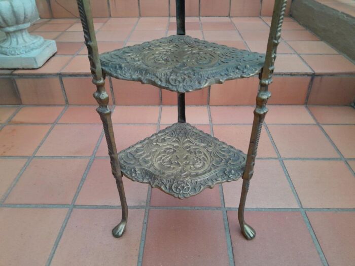 A 20th Century Chinoiserie Brass Stand On Paw Feet - Image 6