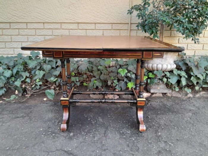 A 19th Century French Burr-Maple And Ebonised Card Table / Drinks Table / Table With Leather Top On Castors - Image 6