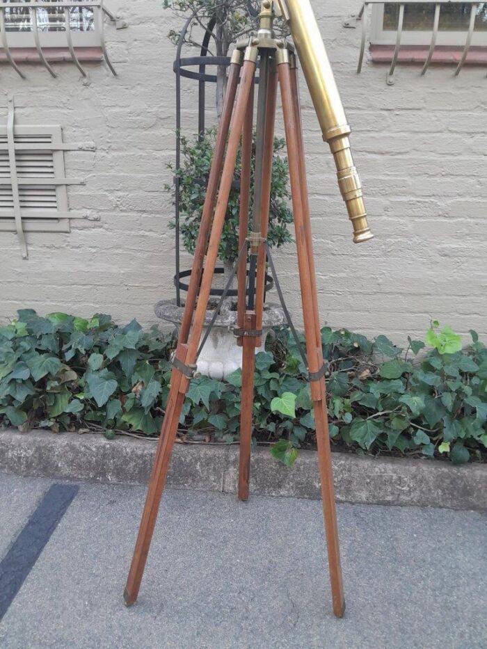 An Early 20th Century English British Ross Brass And Teak Refractor Telescope On Brass And Teak And Brass Base - Image 4