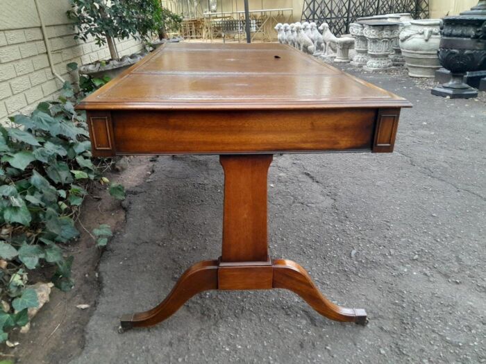 A 20th Century Victorian Style Mahogany Library Desk With  Original Gilt Tooled Leather Inserts On Castors - Image 7