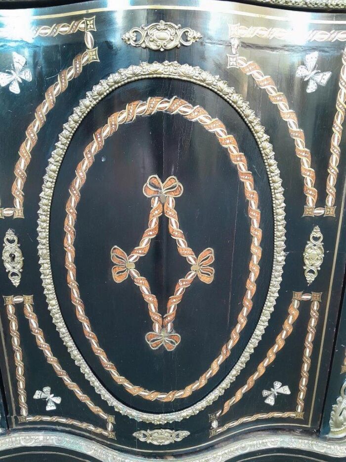 A 19th Century French Credenza With Marquetry Inlay. Mother Of Pearl And Ormolu And White Marble Top - Image 10