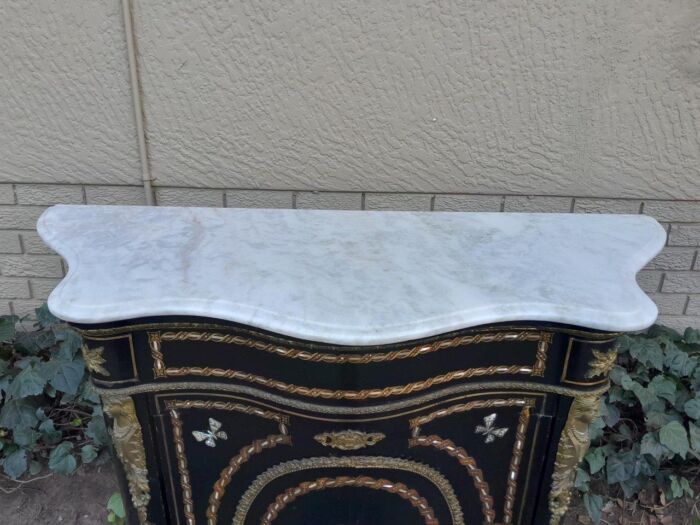A 19th Century French Credenza With Marquetry Inlay. Mother Of Pearl And Ormolu And White Marble Top - Image 11
