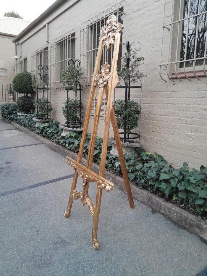 A 20th Century Carved Teak and Hand Gilded Easel - Image 4